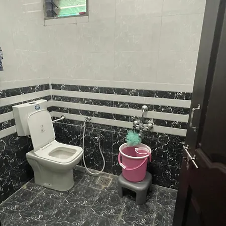 Maheshwari Bhakt Niwas And Homestay Tuljapur Exterior photo